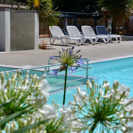 Camping Le Clos Des Pins Longeville-sur-Mer Eksteriør bilde