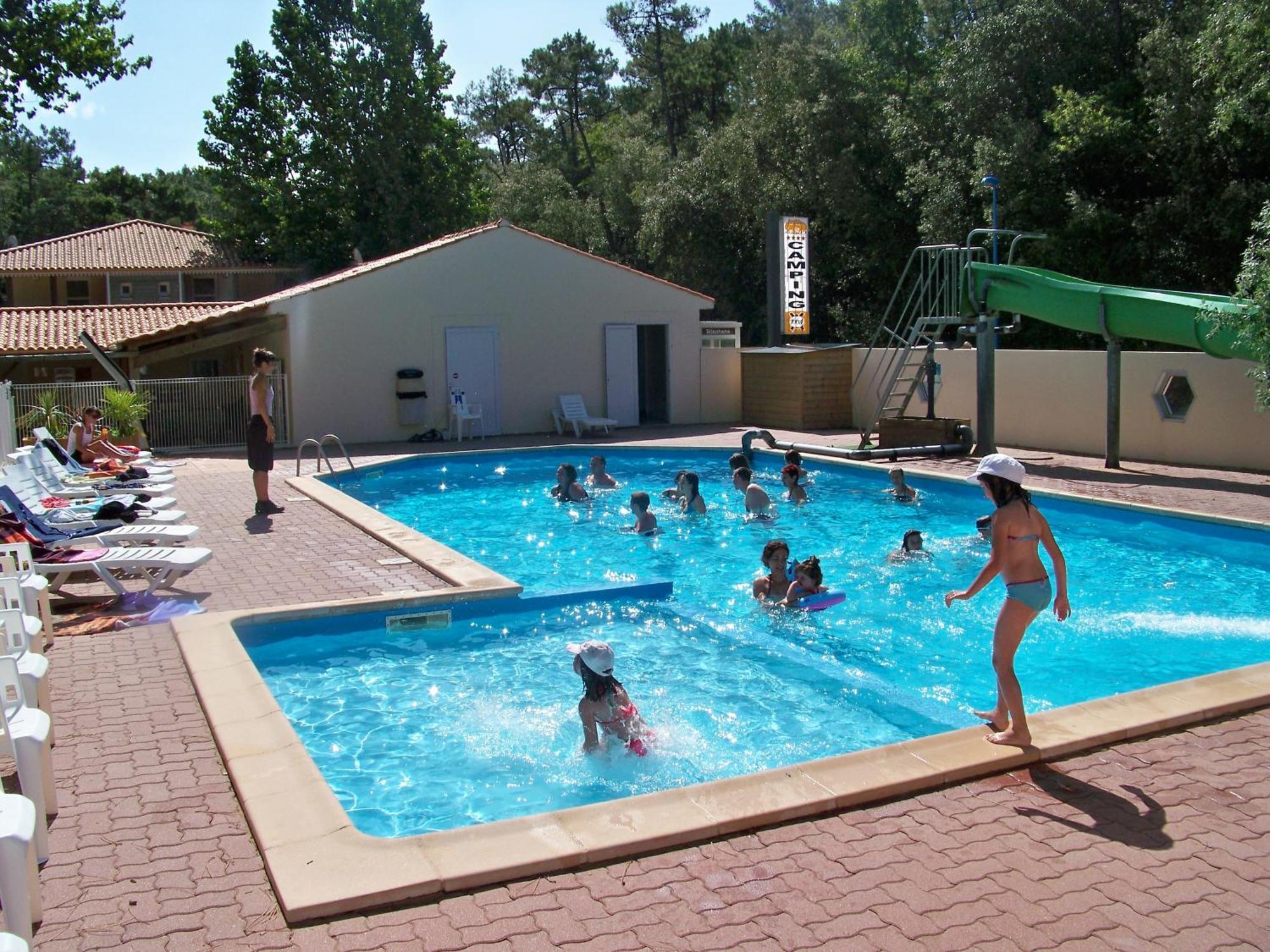 Camping Le Clos Des Pins Longeville-sur-Mer Eksteriør bilde